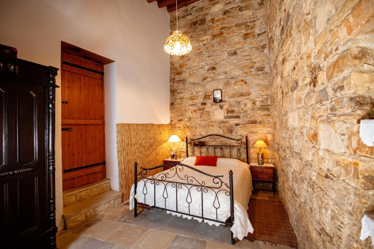 Constantias Stone Houses Lofou Exterior foto